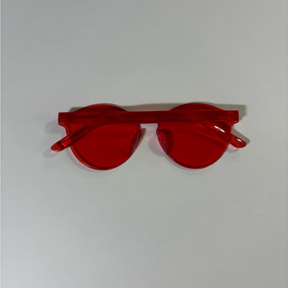 Red Round Sunglasses - Picture 2 of 4